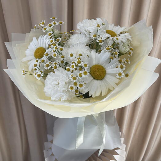Букет с нежными ромашками 🌼
