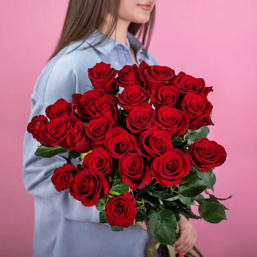 Букет из роз 25 штук 70 см
