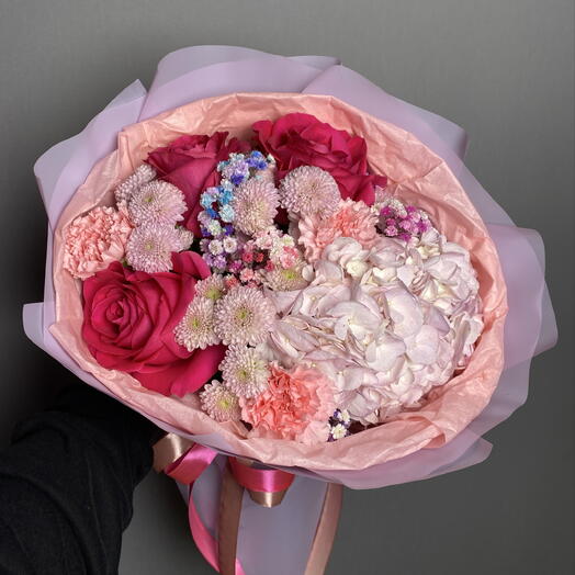 Фиолетово-розовый букет с гортензией и ароматными розами Пинк Флойд 💕