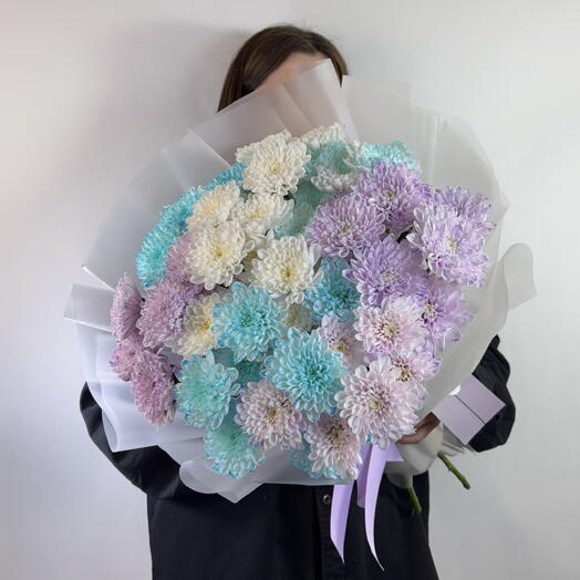 Букет с разноцветными кустовыми хризантемами (9 веток) от XOFLOWERS