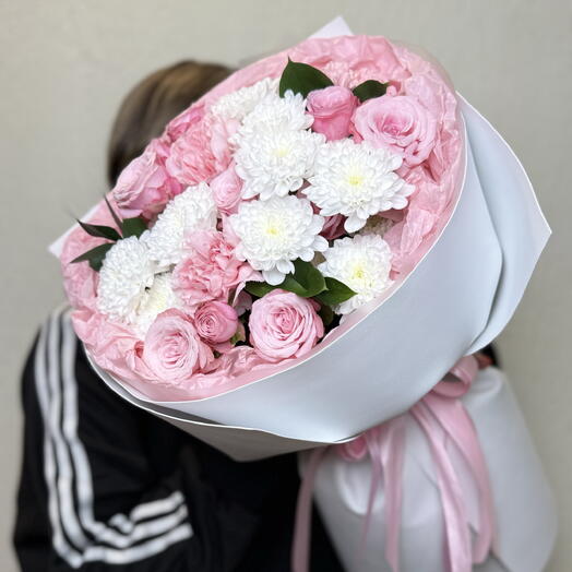 Нежные чувства💕🎀
Кустовы розы,диантус ,хризантемы