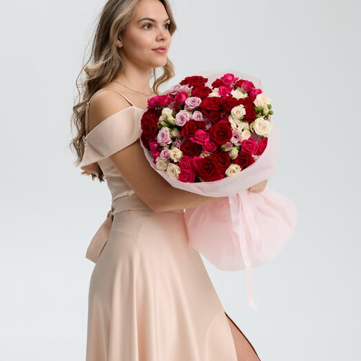 💋25 Кустовых свежих роз! Бесплатная доставка