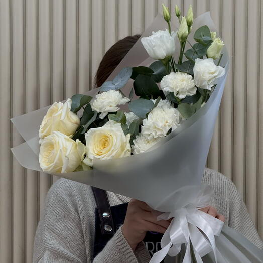 Нежный букет с диантусом