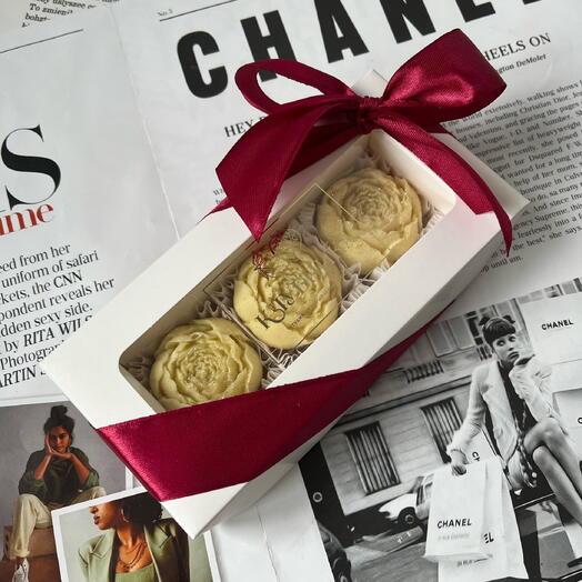 Пионы шоколадные