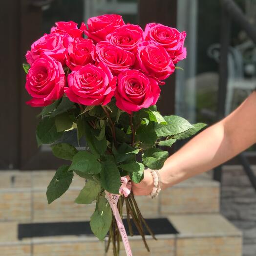11 crimson roses