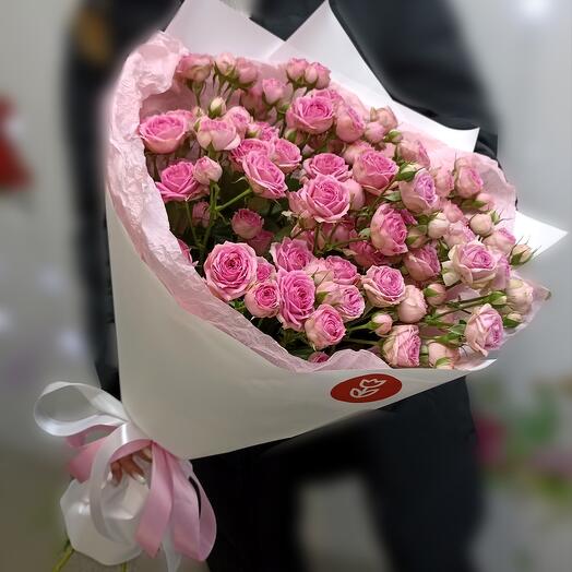 Букет с кустовой розой🌹