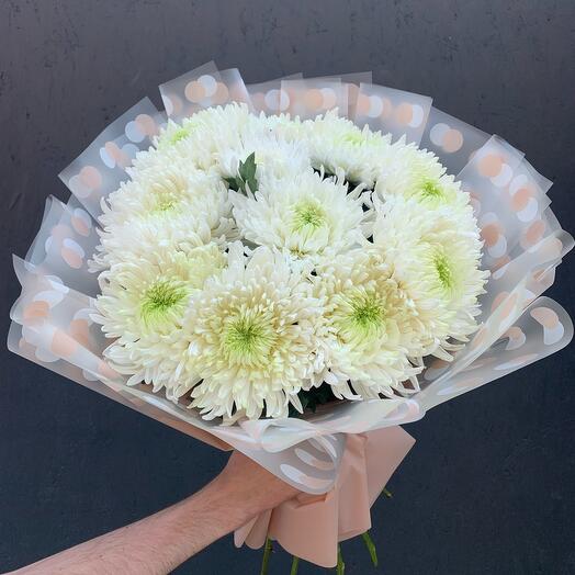 Bouquet of 11 large white chrysanthemums