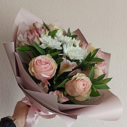 Bouquet "Meringue" with roses
