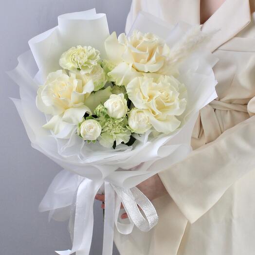 Original bouquet with white roses