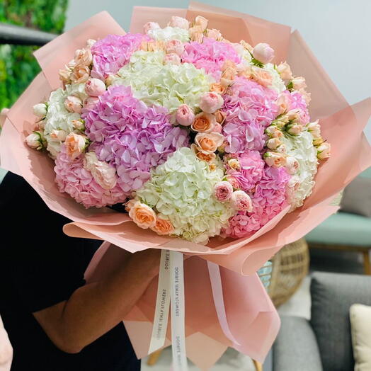 Large signature bouquet Her favorite