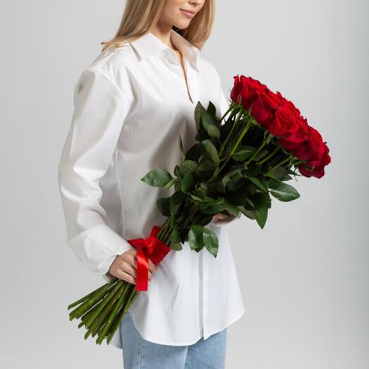 Роза красная 70 см 25 шт