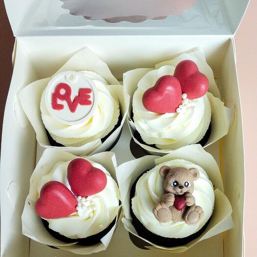 Капкейки 4 шт love