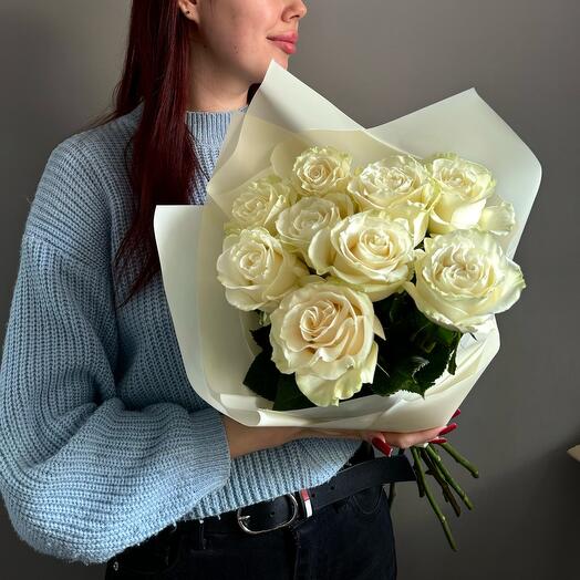 Букет из 9 белых  роз