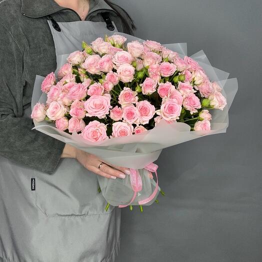 Букет из 15 кустовых роз