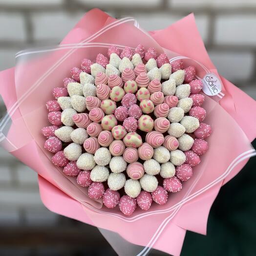 118. Клубничка в розовом