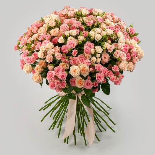 Bouquet of 51 bush roses Sweet Life