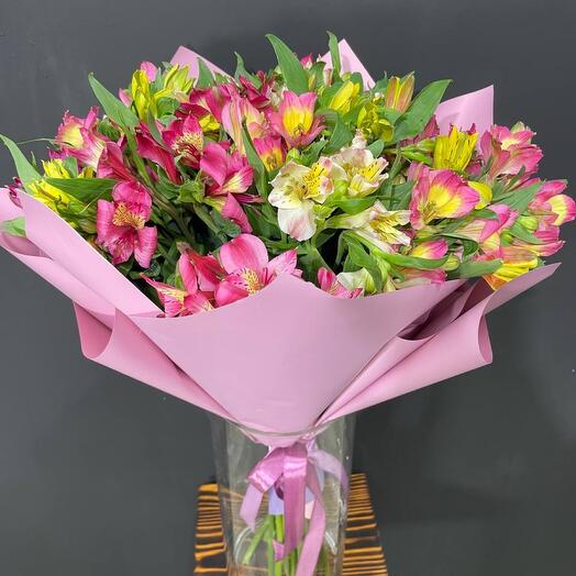 Ramo de alstroemeria