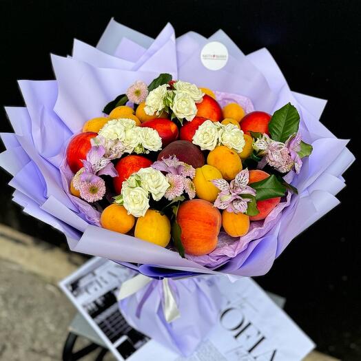 Фруктовый букет с цветами 🍎💐
