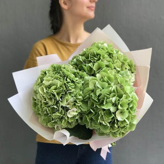 Букет из 3 гортензий