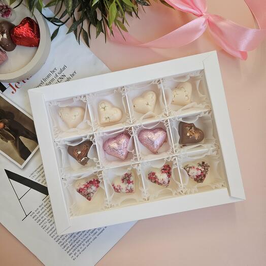 Конфеты ассорти сердечки в подарок