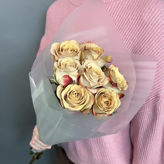 Monobucket of 7 Cappuccino roses