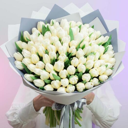 Букет из 101 белого тюльпана