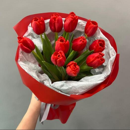 Букет комплимент из Тюльпанов