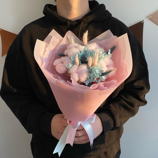 «Зефир» - букет из хлопка, лагуруса и стабилизированной гортензии