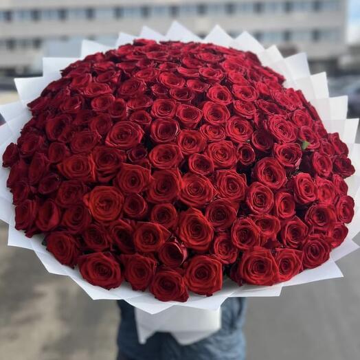 Букет из 101 красной розы