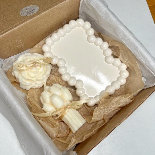 Подарочный набор ручной работы сестре, подруге , маме  : Свечи Тюльпаны и Пион