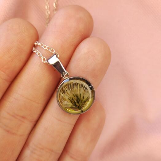 Pendant with flower, 14 mm