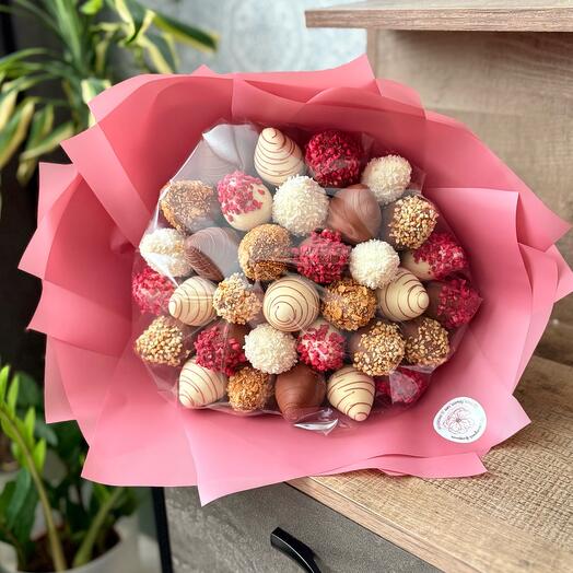 Ramo de fresas en chocolate "Mix"