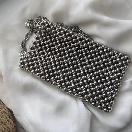 Сумка чехол для телефона из бусин