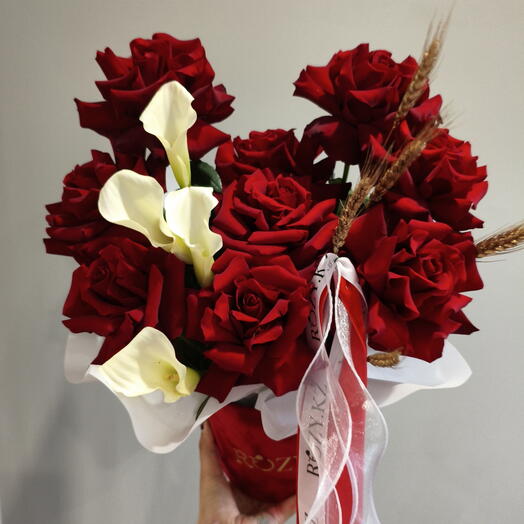 Цветы в коробке