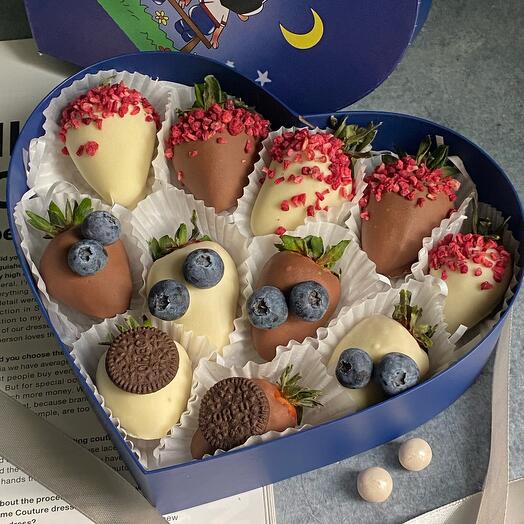 Клубника в шоколаде Подарок мужчине размер S (9-12🍓)