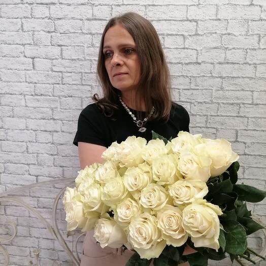 Букет из белых роз