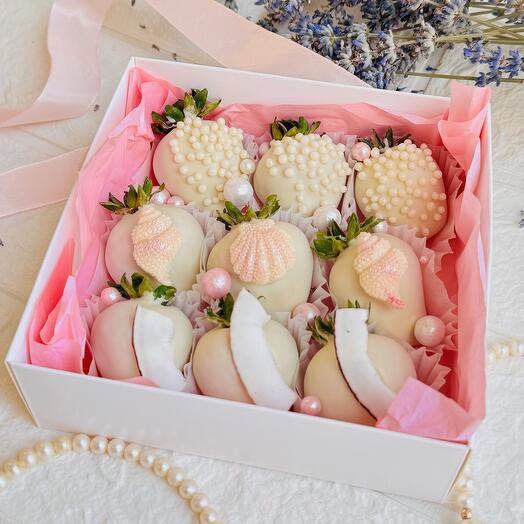 Клубника в шоколаде «Морской» 9 шт 🐚