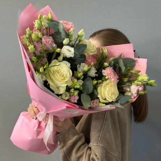 Букет «Шепот роз»