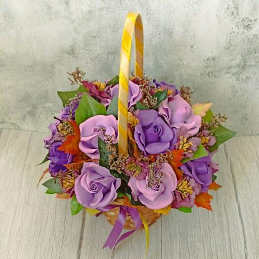 Корзинка с мыльными розами "Сиреневый туман"