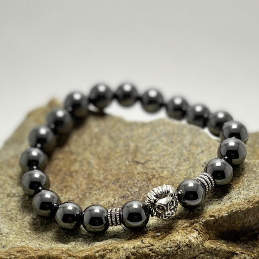 Браслет из натурального гематита со вставкой Лев, S