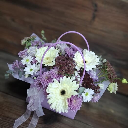 Цветы в сумке