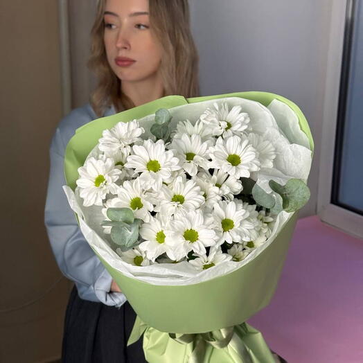 Ромашки с эвкалиптом