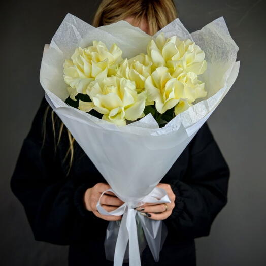 Ramo de rosas francesas blancas