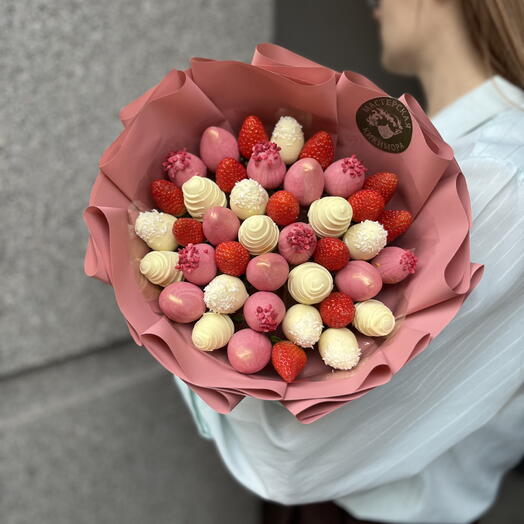 Ламочка (букет из клубники в шоколаде 1 кг, 20-44 шт)