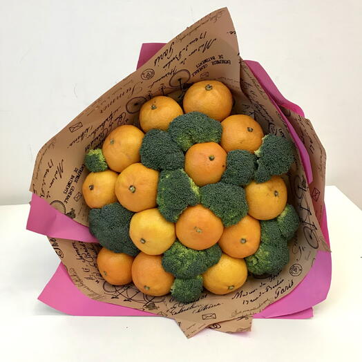 Брокколи с мандаринами на радость