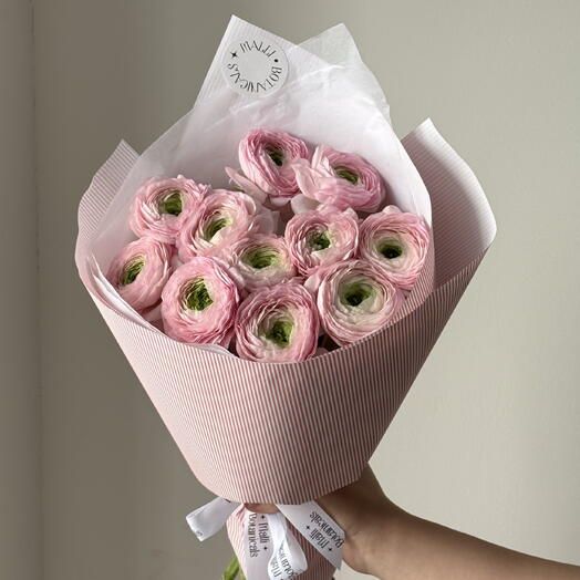 Mono bouquet of ranunculus