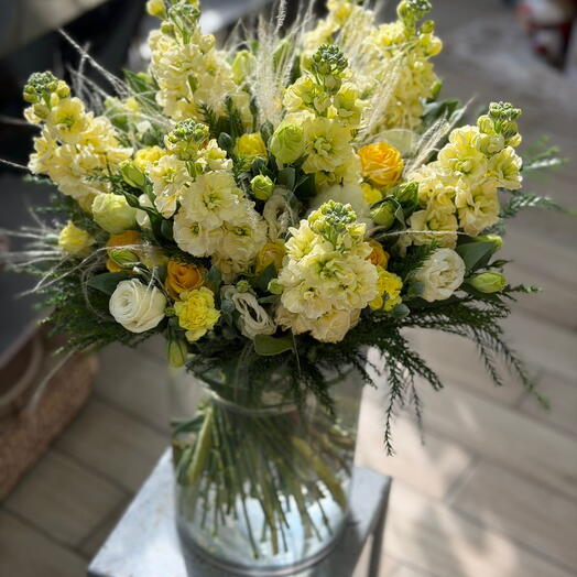 Жёлтый букет