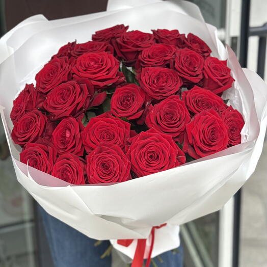 Букет из 25 бордовых роз