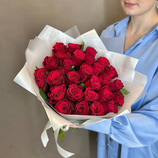 27 rosas Kenia Premium