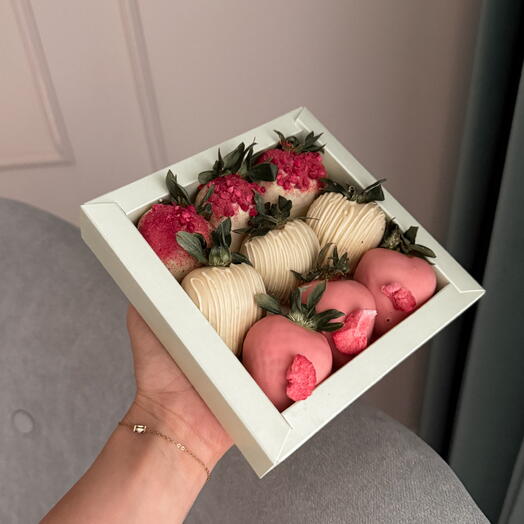 Клубника в шоколаде 9шт sweet